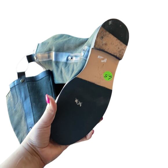 Cole Haan Charcoal Black Liberty Boots leather flat winter minimalist size 6.5 - Picture 10 of 10